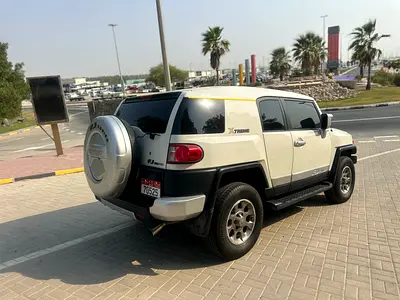 صورة 12 لـ 2011 Toyota FJ CRUISER