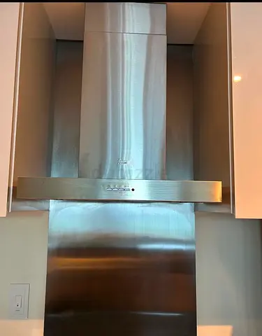 Stainless Cooker Hood in Good Condition