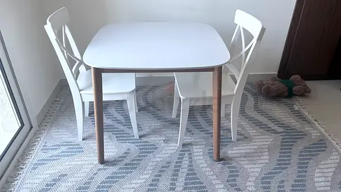 Dining table with 2 chairs