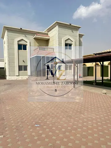 Villa for Rent in Al Nouf – Sharjah ✨ A spacious, family-friendly villa featuring a large courtyard and distinctive interior spaces