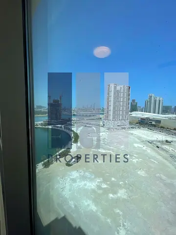 No Commission| Spacious 2BHK | Balcony | Sea View