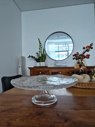 Cake stand from Tavola