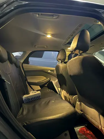2015 FORD FOCUS photo 6
