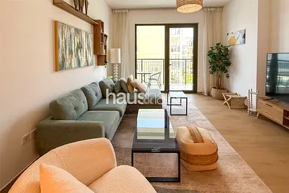12 Cheques Option | Sea + Pool View | Beach Access