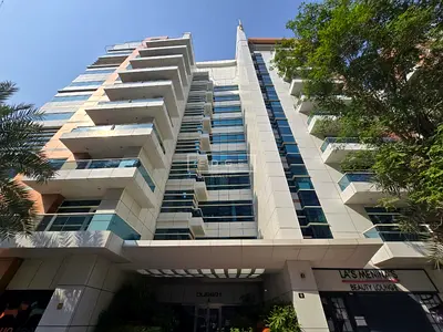 READY TO MOVE | COMMUNITY LIVING | SPACIOUS
