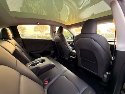 2022 Tesla MODEL Y — миниатюра 16