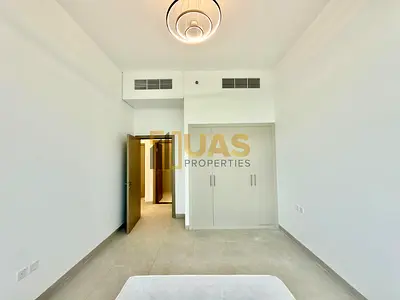 Luxury Apartment | Close kitchen | Hot Property | One Month Free