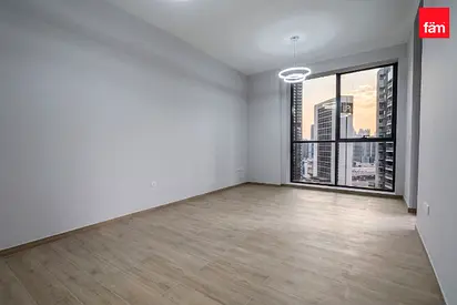 Unfurnished 1br | Vacant | Business Bay