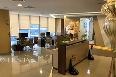 FITTED OFFICE | COMMUNITY VIEW | SPACIOUS