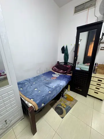 Bed space for indian bachelor