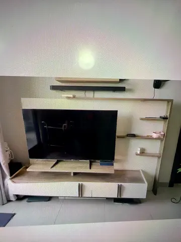 White and Light Wood TV shelf