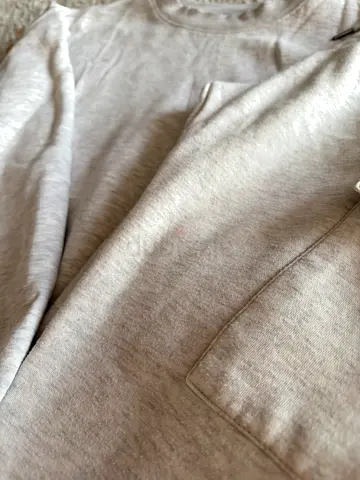 Light grey crewneck sweatshirt with pants gently used