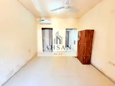 Spacious Studio Separate Kitchen Prime Location For Family Ready To Move