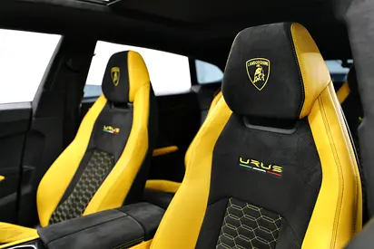 2022 Lamborghini URUS thumbnail 18