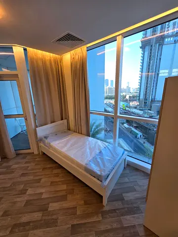 Bed Space in Dubai Marina – Ladies Only 🌸 for 1500