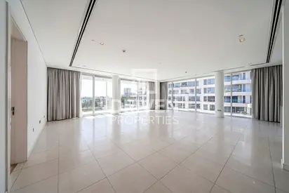 Elegant Layout | High Floor | Ready to Move in