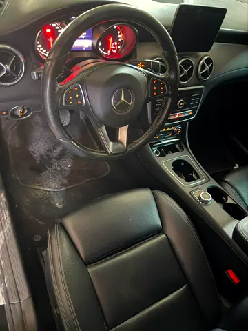 2017 Mercedes-BENZ CLA — миниатюра 16