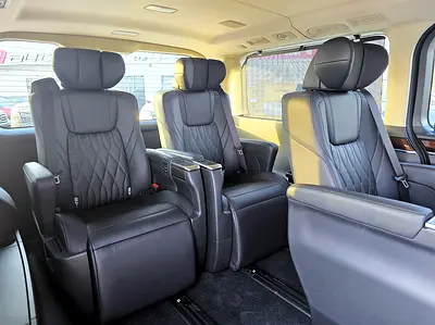 صورة 16 لـ 2025 Toyota GRANVIA
