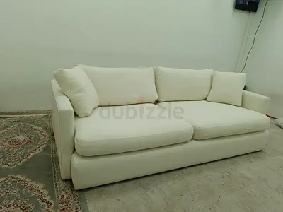 Crate &barrel off white color 4 seater sofa