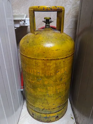 Used yellow LPG gas cylinder (large) - good working condition