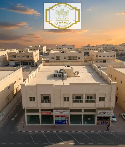بناية تجارية للبيع في المويهات 2 عجمان