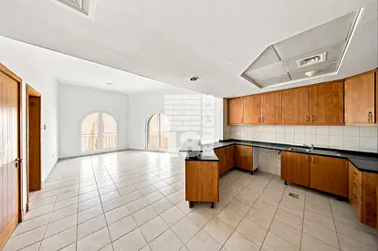 DLD Fee Waiver 4% - 1 Bedrooms + Store