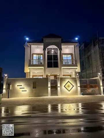 فيلا اريع غرف صالتين مساحة واسعه تشطيب راقي ايجار سنوي