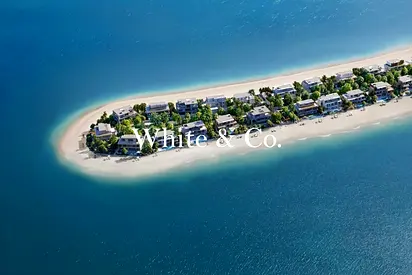 Distress Deal | Premium Plot | Negotiable