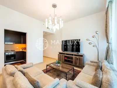 1BHK|Fully Furnished|High Floor|Bright Spacious