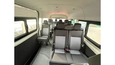 صورة 12 لـ 2026 Toyota HIACE