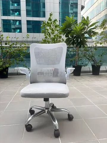 White mesh office chair