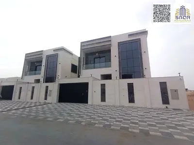 Modern villa in a prime location behind the Chinese mall / Freehold for life / Fees included