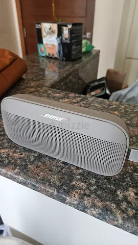 Bose SoundLink Flex Portable Bluetooth Speaker (2nd Gen), Portable Outdoor Speaker Sandstone Color