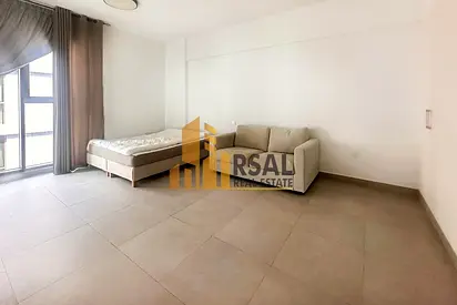 Reasonable Rent|Huge Size Studio|Prime Location