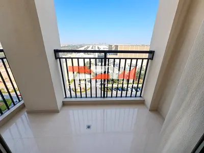 HIGHER FLOOR | WELL MAINTAINED | READY TO MOVE IN