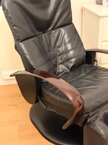 Noro Massage Chair (NR-80D) - Good Working Condition