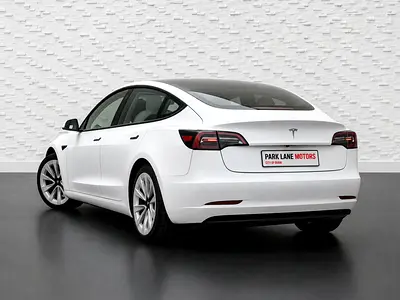 صورة 3 لـ 2021 Tesla MODEL 3