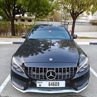 2018 Mercedes-Benz C300 4MATIC - American Specs - Excellent Condition