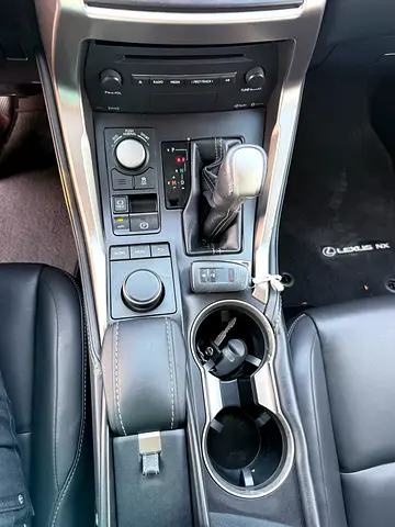 2017 Lexus NX-SERIES — фото 10