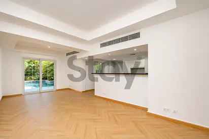 Private Pool | Full Lake View | Upgraded 3E
