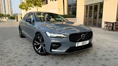 2024 Volvo S60 B4 Momentum | GCC | Only 22,000 KM | Full Volvo Warranty & Service Package | Like New