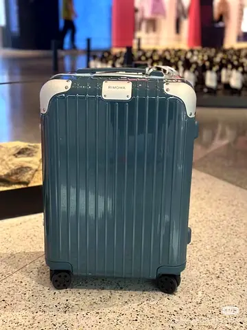 RIMOWA HYBRID CABIN SUITCASE