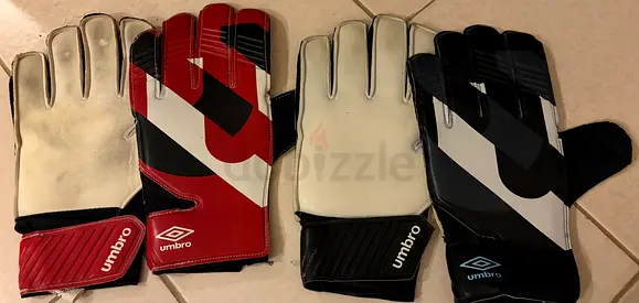 Pair of Umbro Goalkeeper Gloves - Red and Black, Used