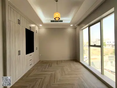 فيلا اربع غرف مجلس وصالة ومسبح للايجار السنوي بالزاهية