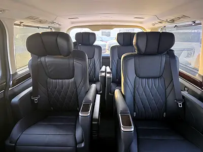 صورة 18 لـ 2025 Toyota GRANVIA