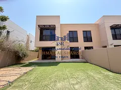 3BHK Townhouse 4 washrooms Maids Room Laundry Room Garden Area 2 car parking Built In Wardrobes