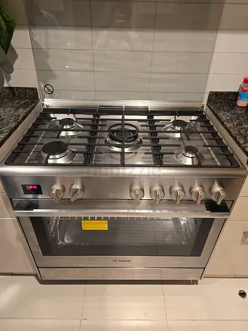 Bosch Series 8 Top Gas & Electric Oven 90cm