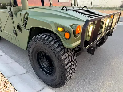 1999 Hummer H1 照片 8