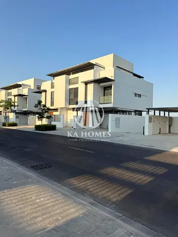 🏠 امتلك اليوم على الخليج العربي | 30% واستلم الفيلا + تقسيط 5 سنوات + خصم حصري