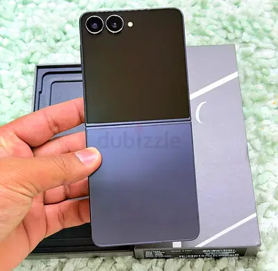 SAMSUNG GALAXY Z FLIP 7 512GB STORAGE JET BLACK COLOR